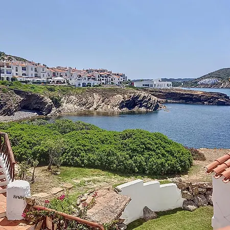 Roca Fornells, Un Rinconcito En El Mar P107 *